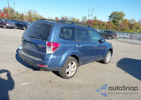 2009 Subaru Forester 2.5X из США, поврежденный, VIN JF2SH63639H707680